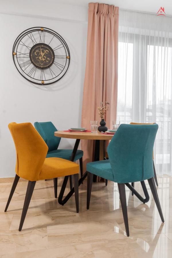 Apartament Opera Residence - Cismigiu, Eroilor, Free Private Parking Bukarest Exteriör bild