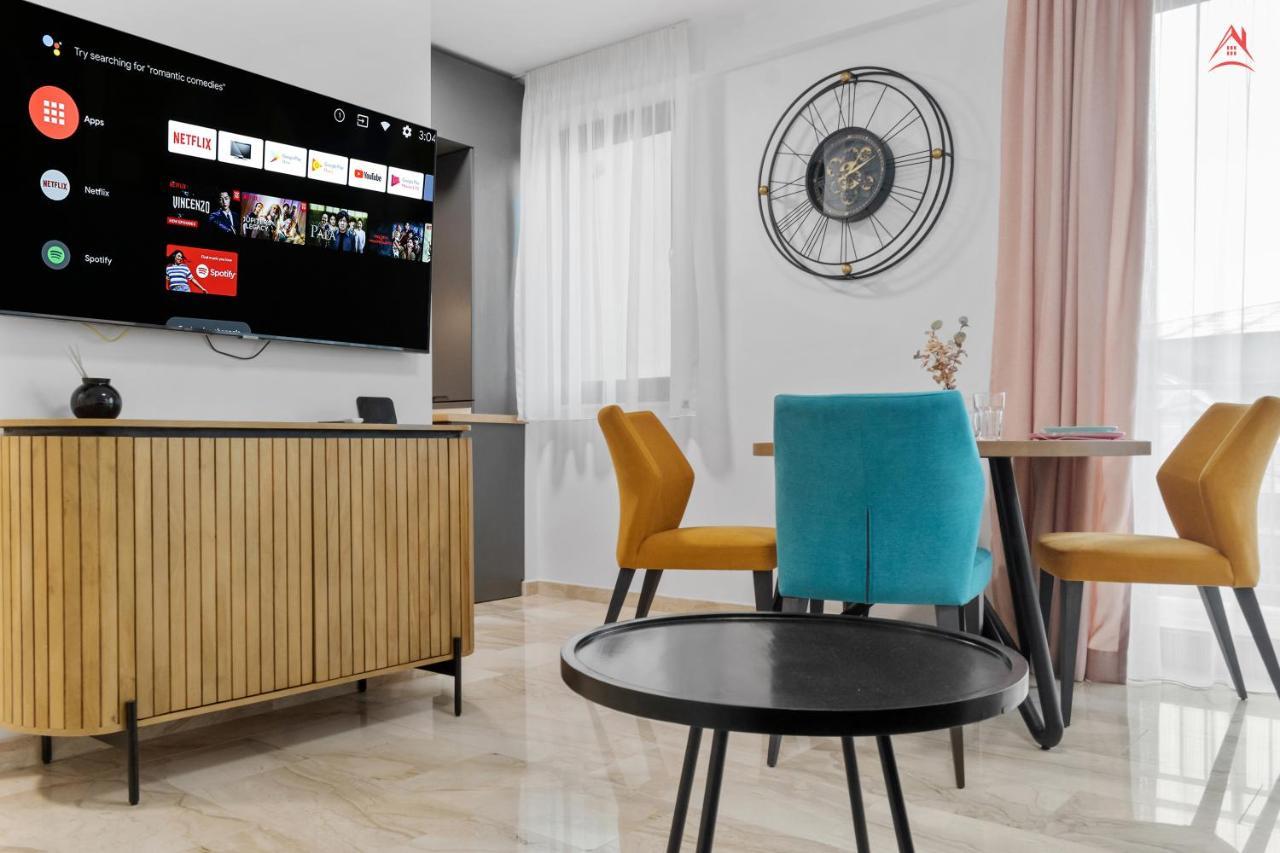 Apartament Opera Residence - Cismigiu, Eroilor, Free Private Parking Bukarest Exteriör bild