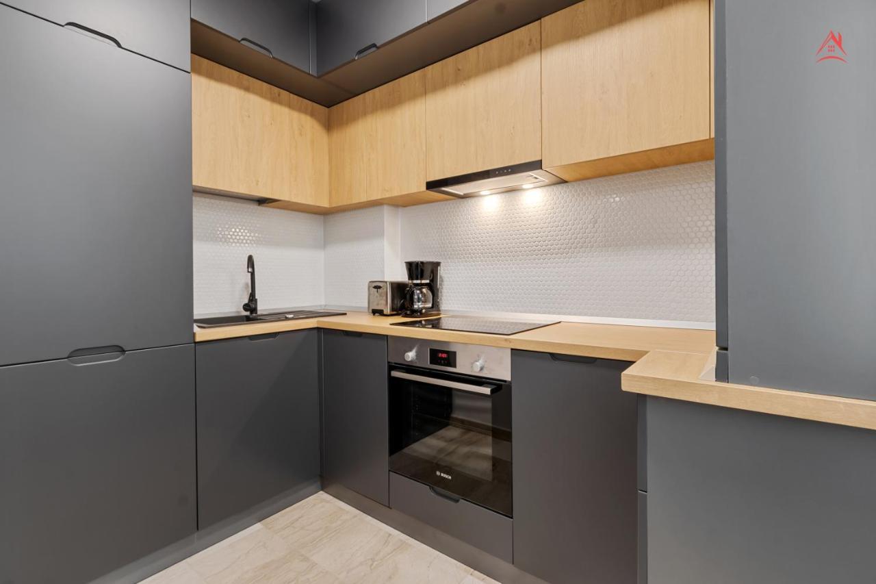 Apartament Opera Residence - Cismigiu, Eroilor, Free Private Parking Bukarest Exteriör bild