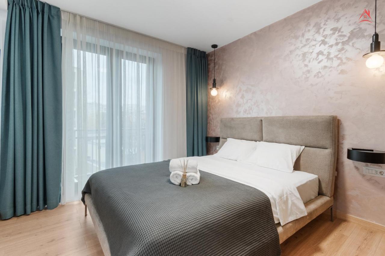 Apartament Opera Residence - Cismigiu, Eroilor, Free Private Parking Bukarest Exteriör bild