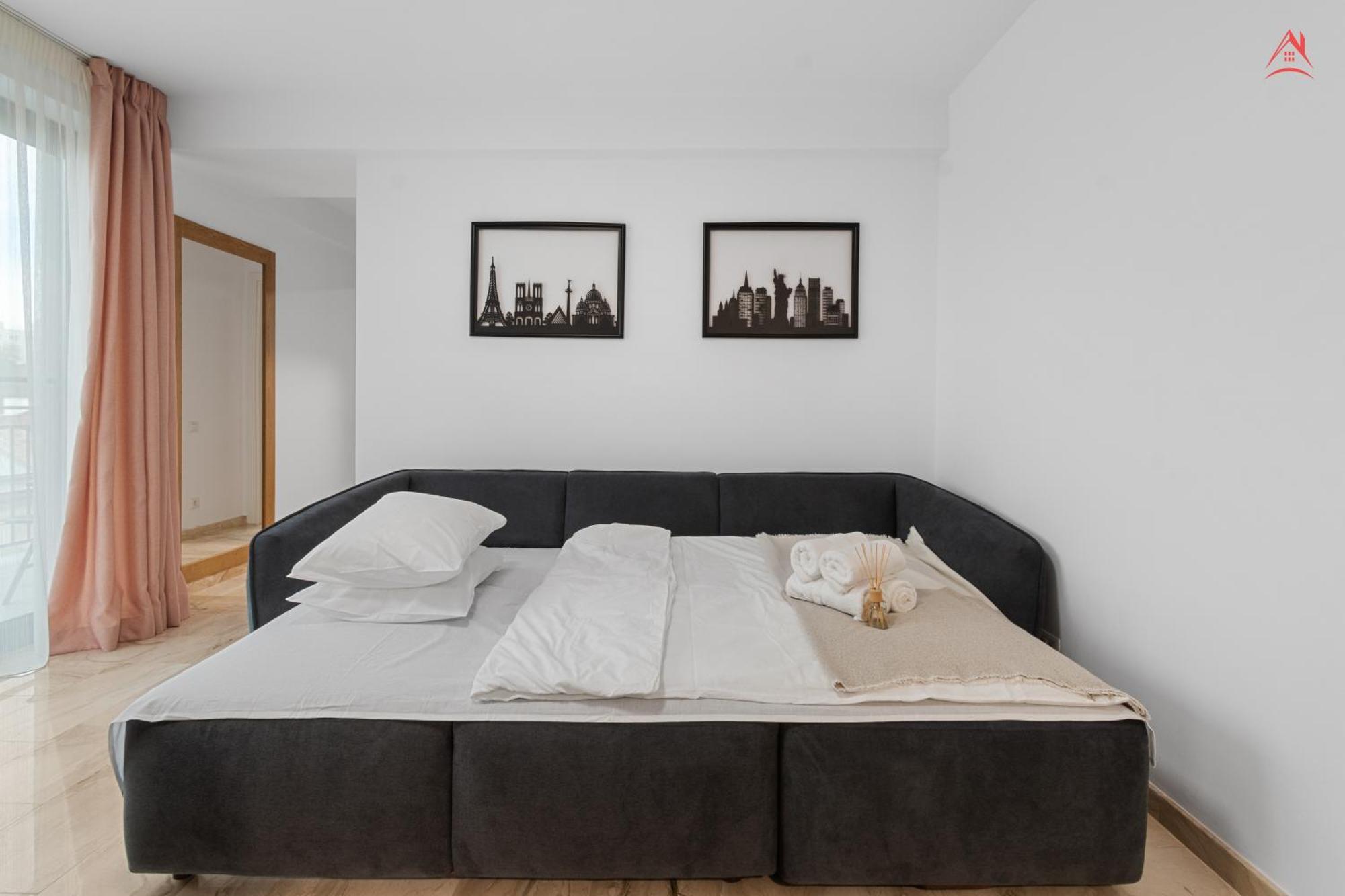 Apartament Opera Residence - Cismigiu, Eroilor, Free Private Parking Bukarest Exteriör bild